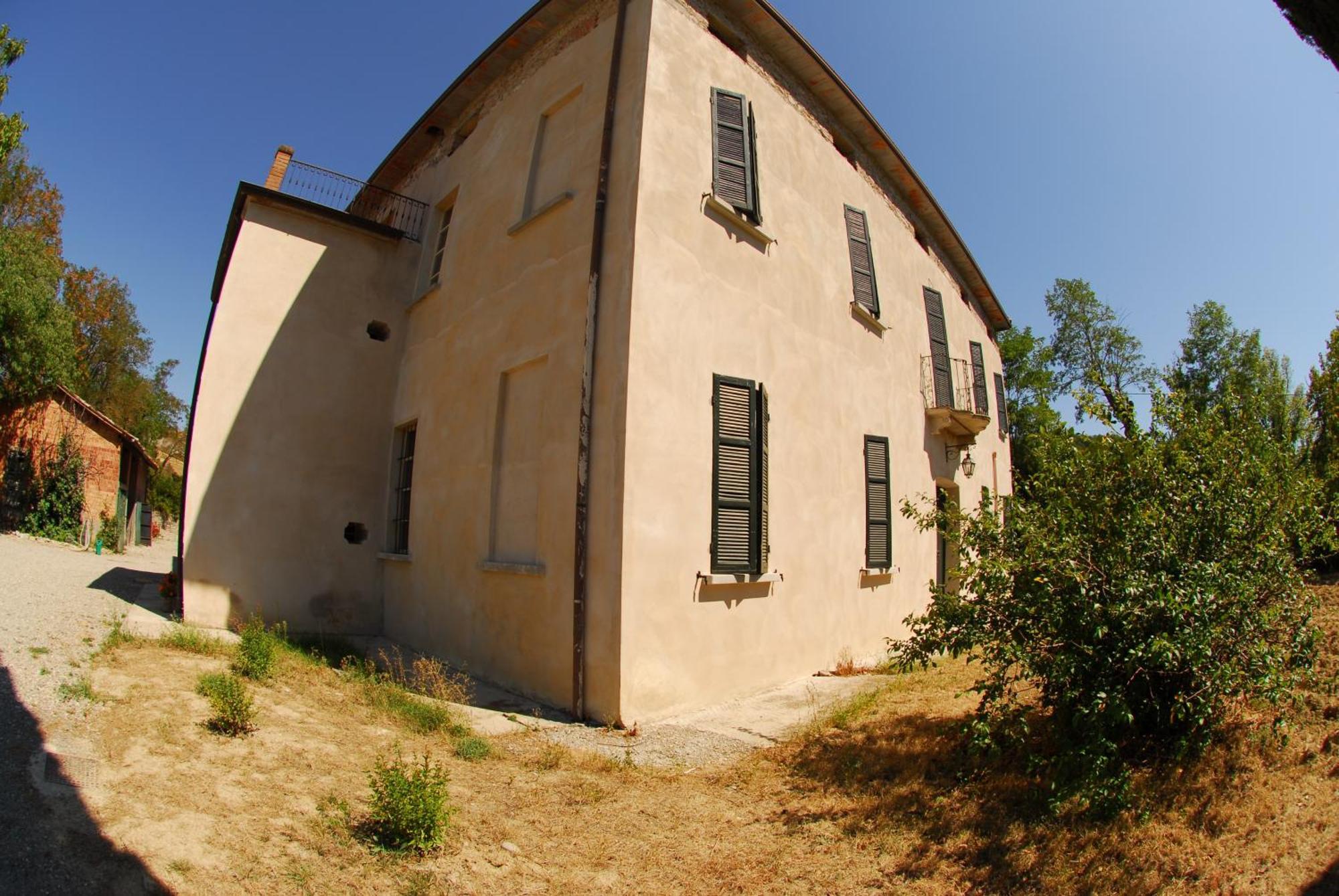 Podere Pradarolo Varano de' Melegari Exterior photo